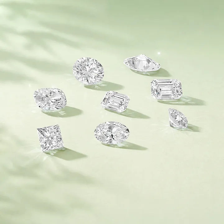 Hand-select your perfect natural or laboratory-grown diamond.